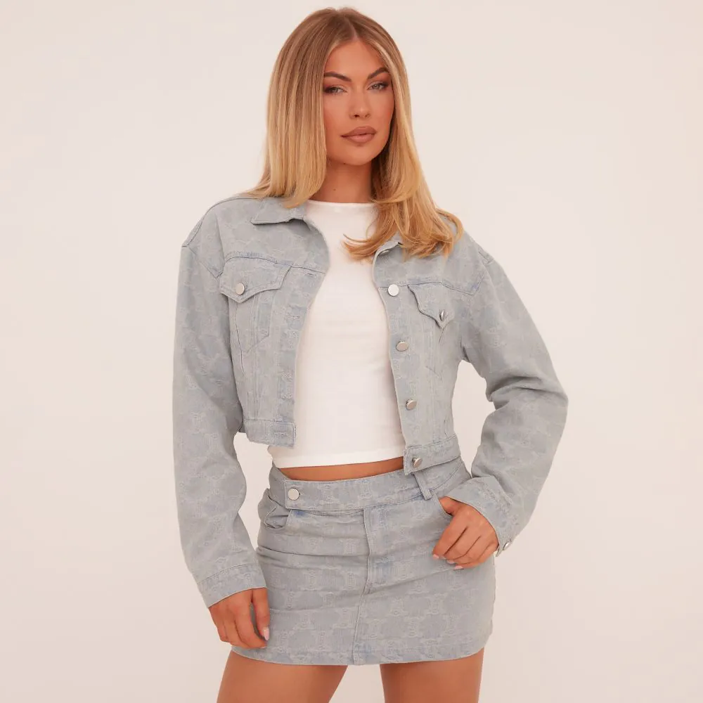 Logo Detail Cropped Jacket In Light Blue Denim